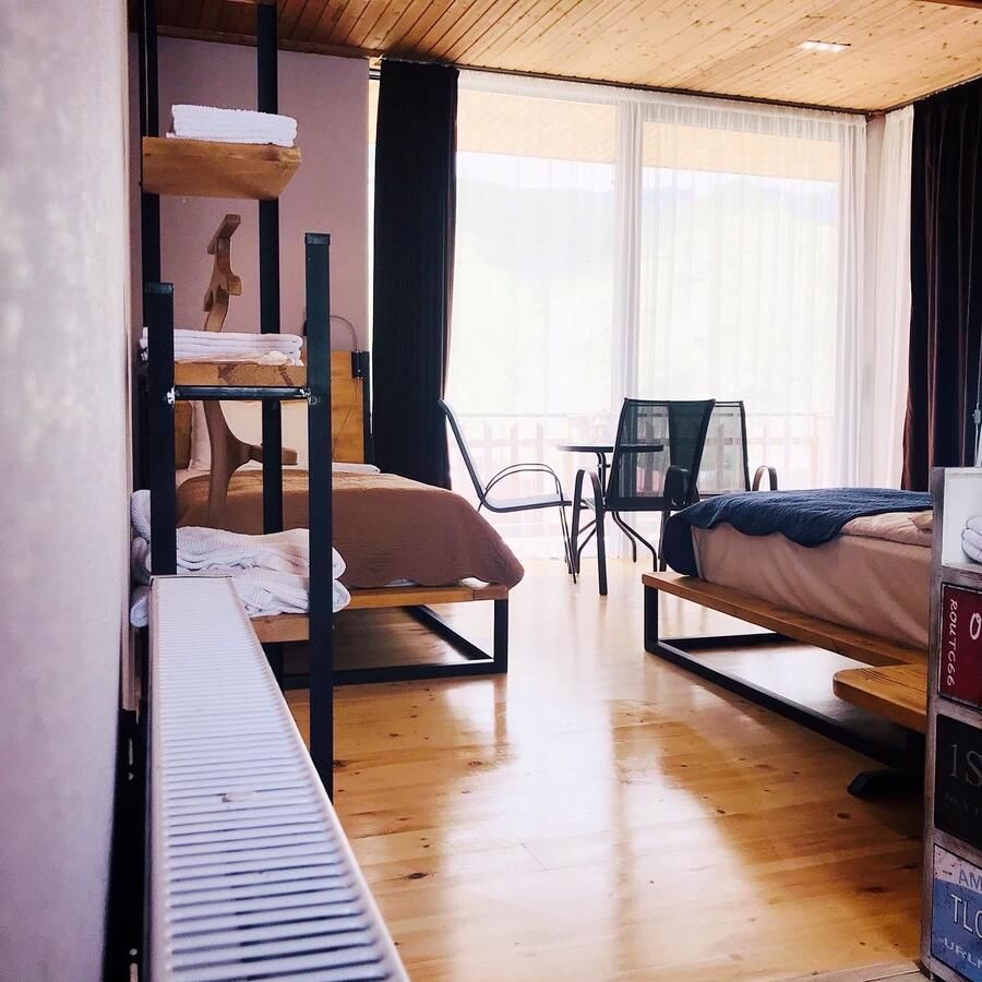 Отели типа «постель и завтрак» Vache Hotel Степанцминда-27