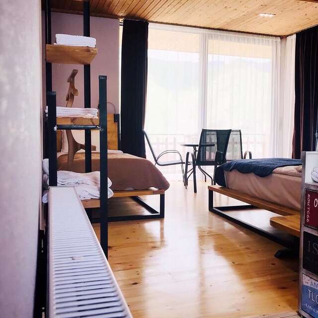 Отели типа «постель и завтрак» Vache Hotel Степанцминда-26